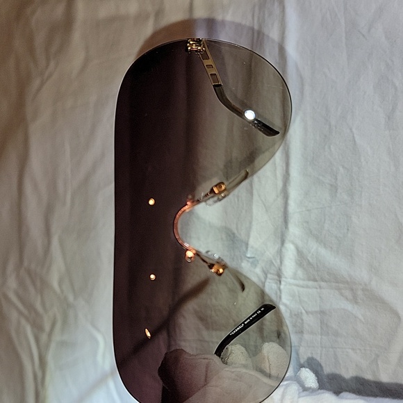 Vintage Chanel Sunglasses - Picture 5 of 16